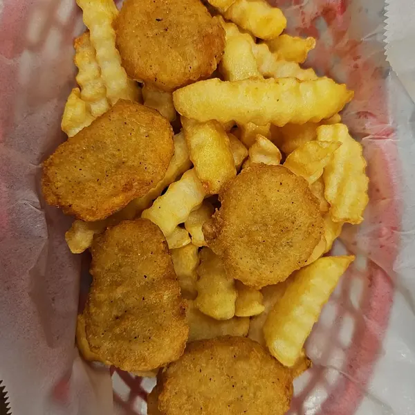 el-buen-paladar - Chicken Nuggets + Fries