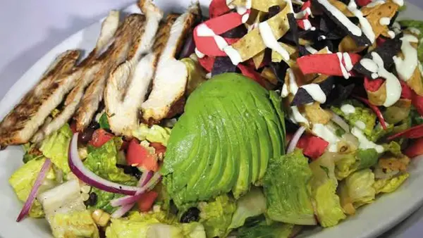 el-rancho-grande-taqueria-irving - Chicken Mexican Salad