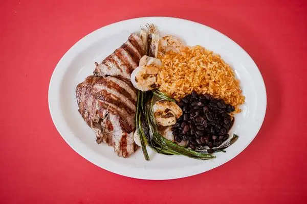 el-tesoro-taqueria-grill - Steak and Prawn Plate