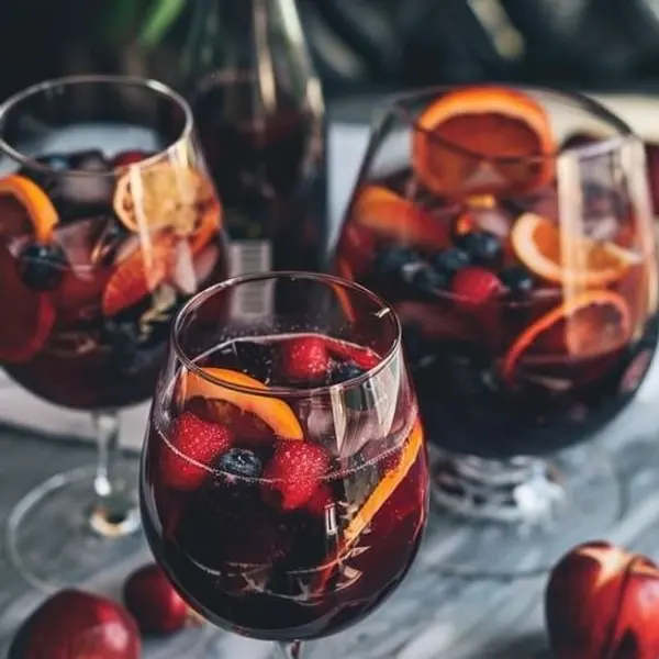 enoteca-viale-trento-trieste-di-ortensia - Sangria