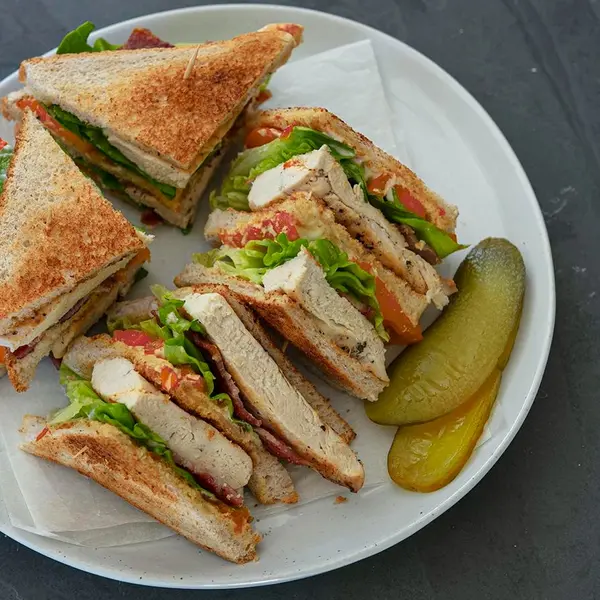exit-caff - Chicken club sandwich