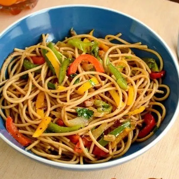 expatriate-inn-sl-limited - STIR FRY SPAGHETTI