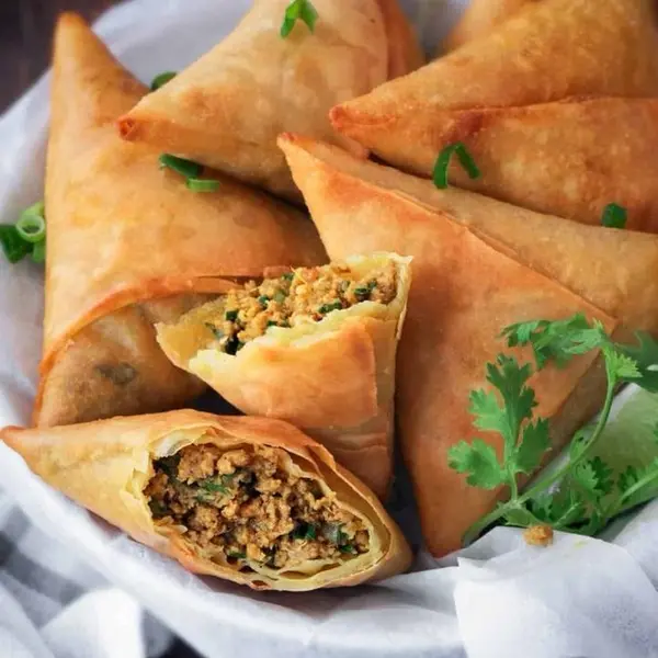 expatriate-inn-sl-limited - SAMOSAS