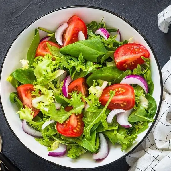 fasil-buna - ቲማቲም ሰላጣ (Tomato with Salad)