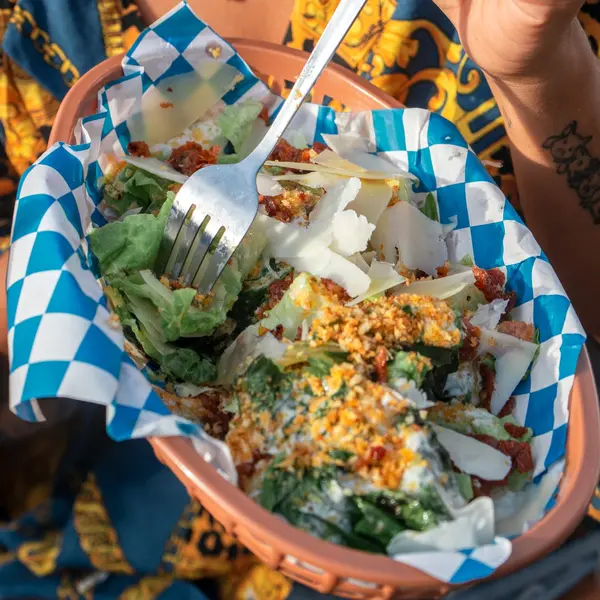 fin-fin-beach-shack - Grilled Caesar Salad