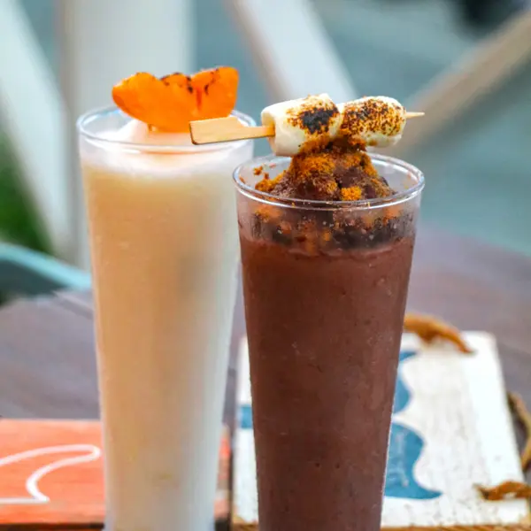 fin-fin-beach-shack - SHAKES & SMOOTHIES