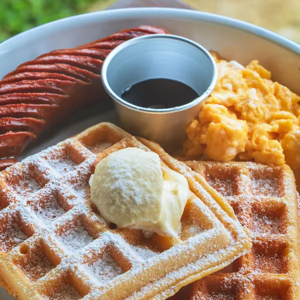 fin-fin-beach-shack - Cornmeal Waffles