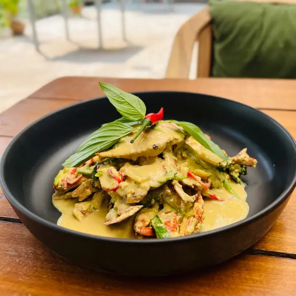 fishermans-restaurant-and-bar - House Special Yellow Curry Crab