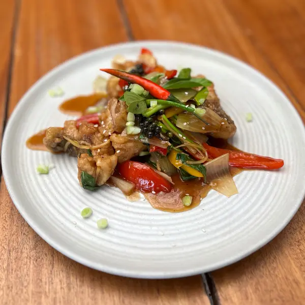 fishermans-restaurant-and-bar - Barracuda Thai Basil and Green peppercorn