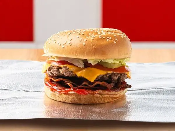 five-guys-les-halles - Little bacon cheeseburger