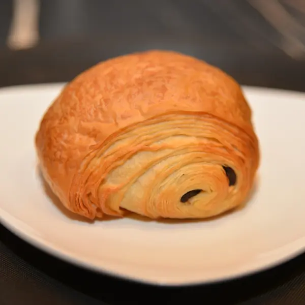 flatout - Pain au Chocolat