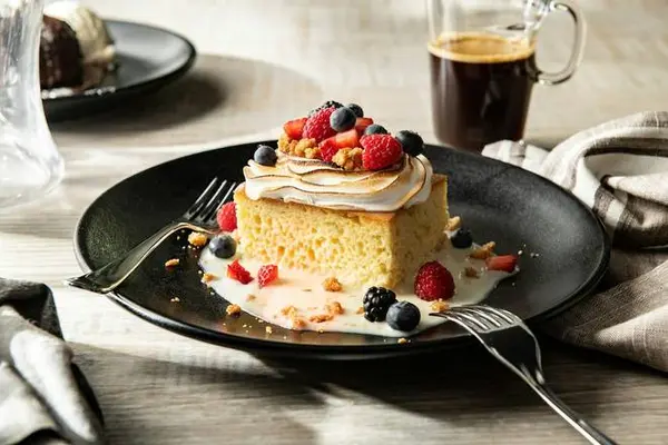 fogo-de-chao - Tres Leches Cake