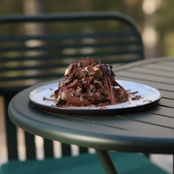 form-roastery - CHOCOLATE PEANUT DESSERT