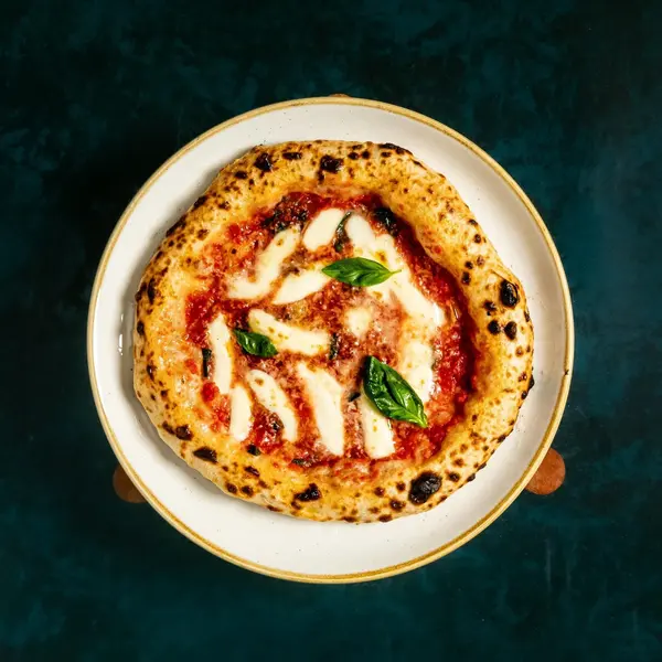 francescas-italian-kitchen - Margarita Pizza