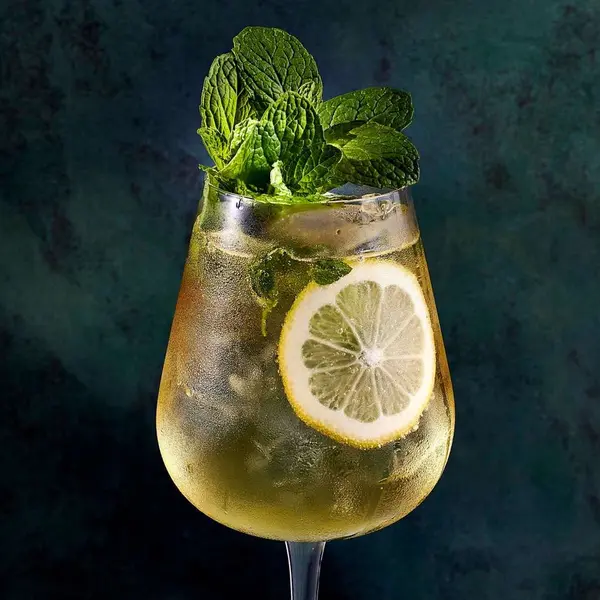 friends-prague - Hugo Spritz