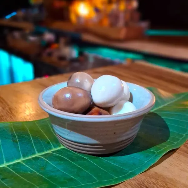 frog-bkk - Smoked Quail Eggs