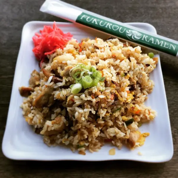 fukurou-ramen - أرز مقلي بالدجاج
