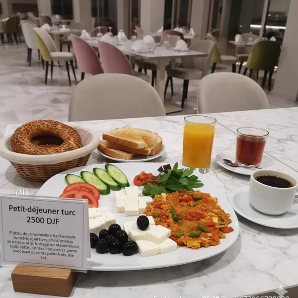 gadileh-resort-hotel-tadjurah - Petit-déjeuner turc