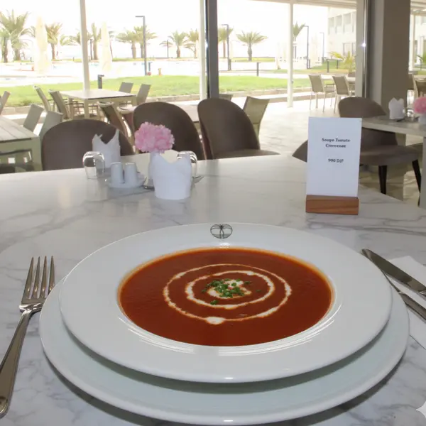 gadileh-resort-hotel-tadjurah - Soupe Tomate Crémeuse