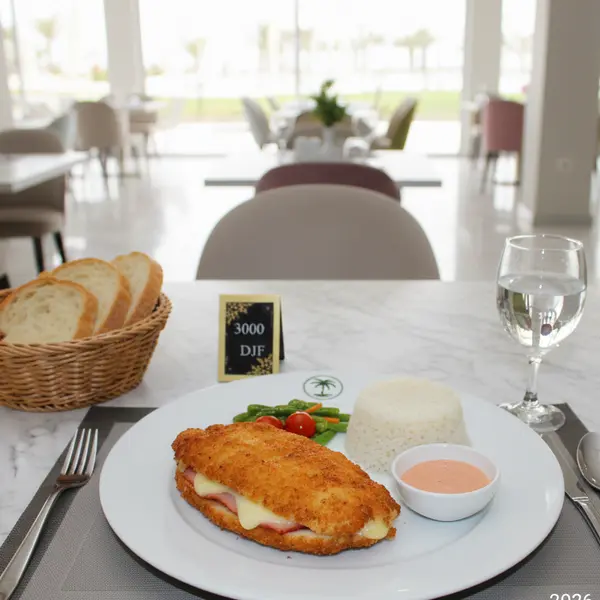 gadileh-resort-hotel-tadjurah - Poulet Cordon Bleu (poulet farci)