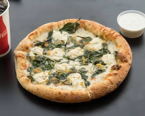 giovannis-old-world-new-york-pizzeria - 12" Medium Spinach Pie