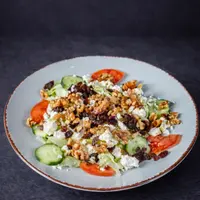 golden-burger-1 - Salate