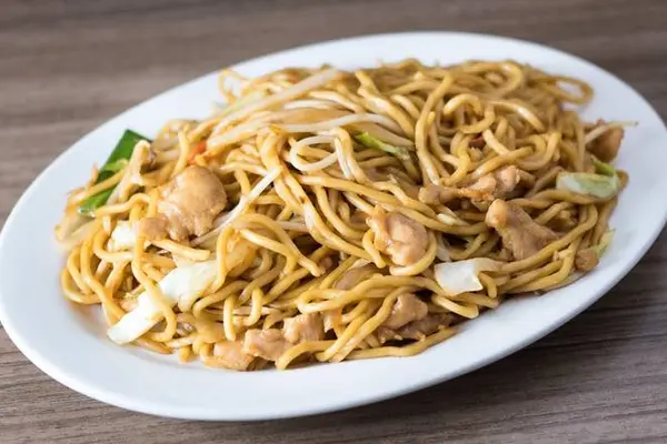 golden-dragon-chinese-restaurant - Chow Mein