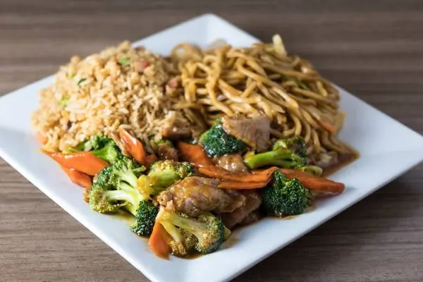 golden-dragon-chinese-restaurant - Broccoli Beef Dinner Combo