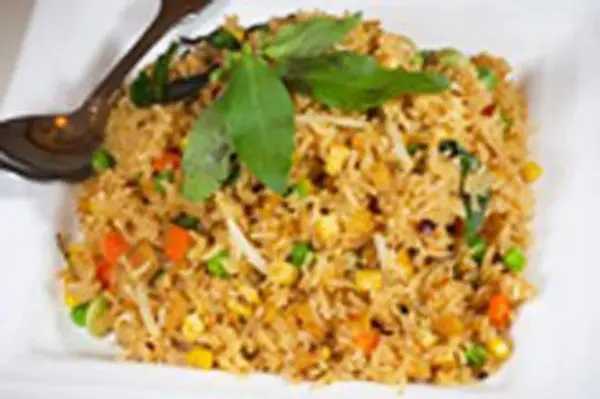 golden-era-vegan-restaurant - 31. Spicy Thai Fried Rice