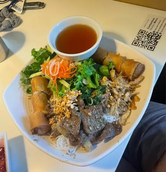 golden-era-vegan-restaurant - 22. Garden Vermicelli Noodles