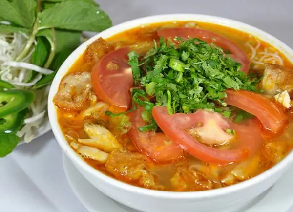 golden-era-vegan-restaurant - 21. Tomato Noodle Soup (GFO)