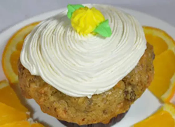 golden-era-vegan-restaurant - Carrot Cup Cake