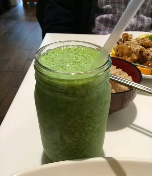 golden-era-vegan-restaurant - Organic Kale Smoothie