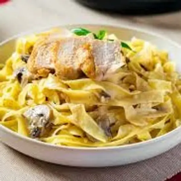 golden-teras - Fettuccine Alfredo