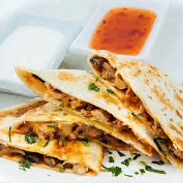 golden-teras - Quesadilla Tavuk