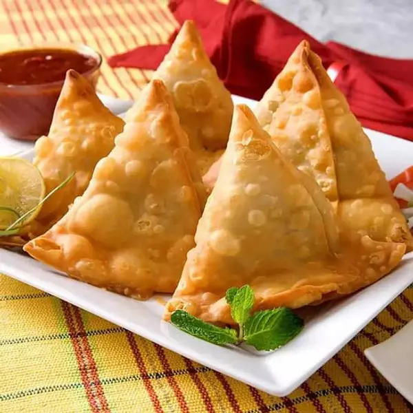 grab-a-gyro - Samosas Sampler