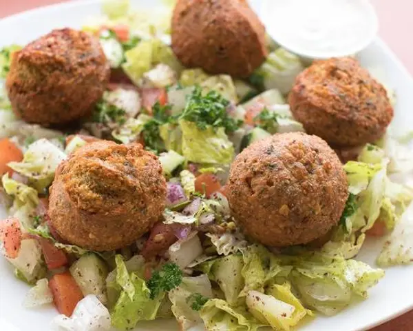 grab-a-gyro - Falafel Salad