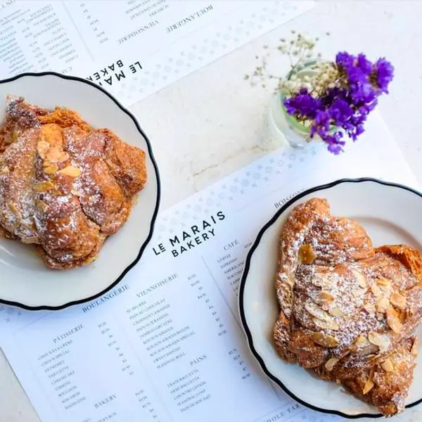 grande-creperie - Almond Croissant