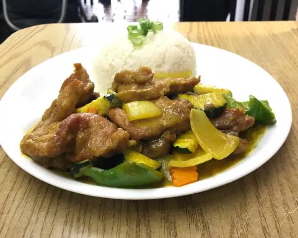 grant-place - Curry Pork Chop Over Rice (咖哩猪扒飯)