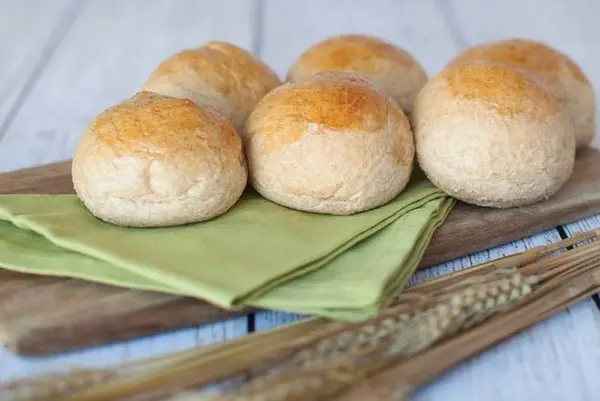 great-harvest-bread-co - Honey Whole Wheat Rolls