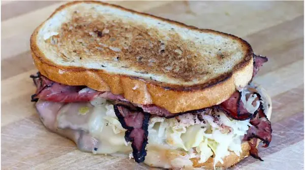 guss-community-market - Flashback Reuben