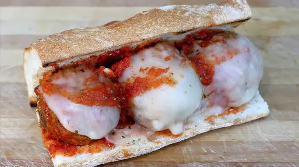 guss-community-market - Meatball Sub