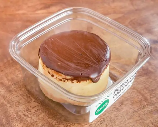 guss-community-market - Petite Fudge Cheesecake