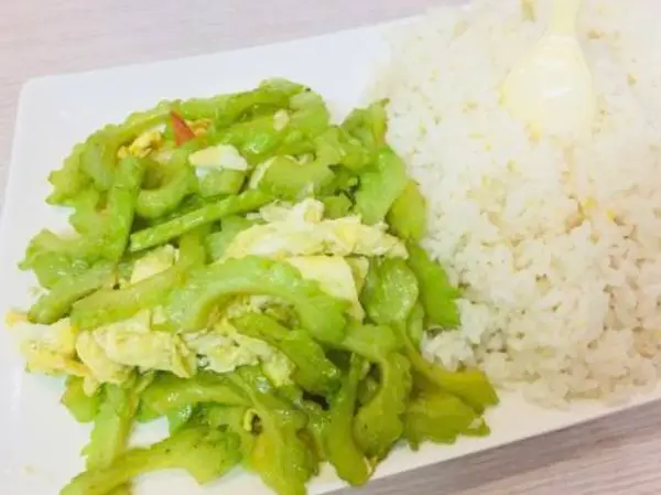 hang-ah-tea-room - Scrambled egg with bitter melon over rice 涼瓜炒蛋飯