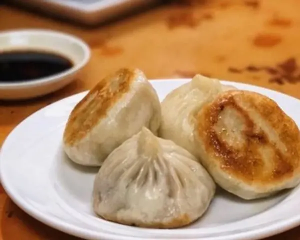 hang-ah-tea-room - Shanghai Bao  上海生煎包