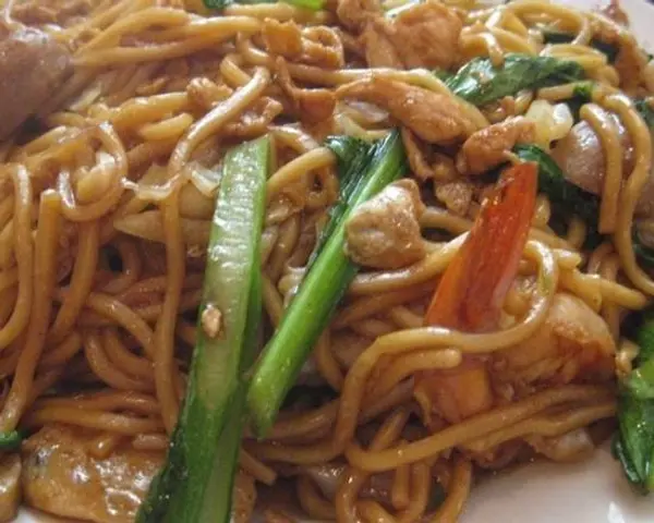 hang-ah-tea-room - Chicken Fried Noodles - 雞球炒面