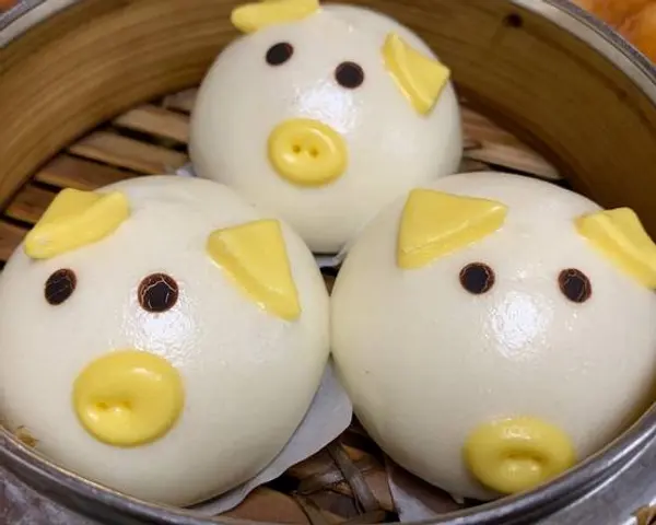 hang-ah-tea-room - Piggy Shape Buns