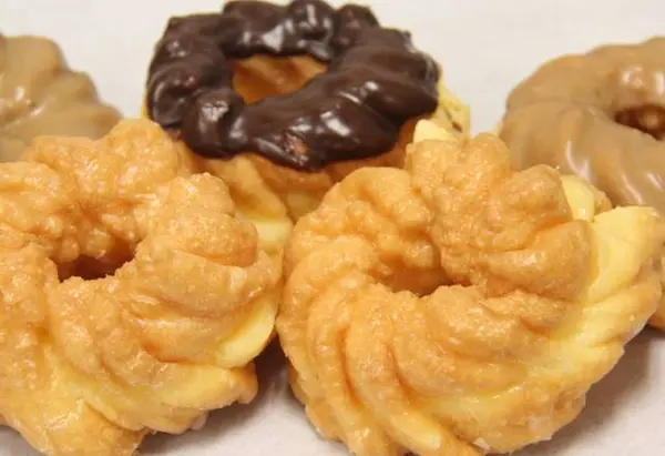 happy-donut - French Cruller Donut