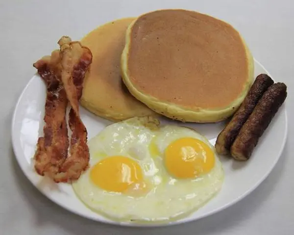 happy-donut - Golden Pancakes