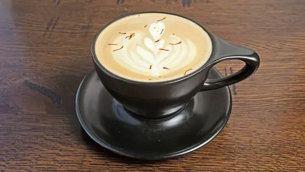 haraz-coffee-house - Saffron Latte